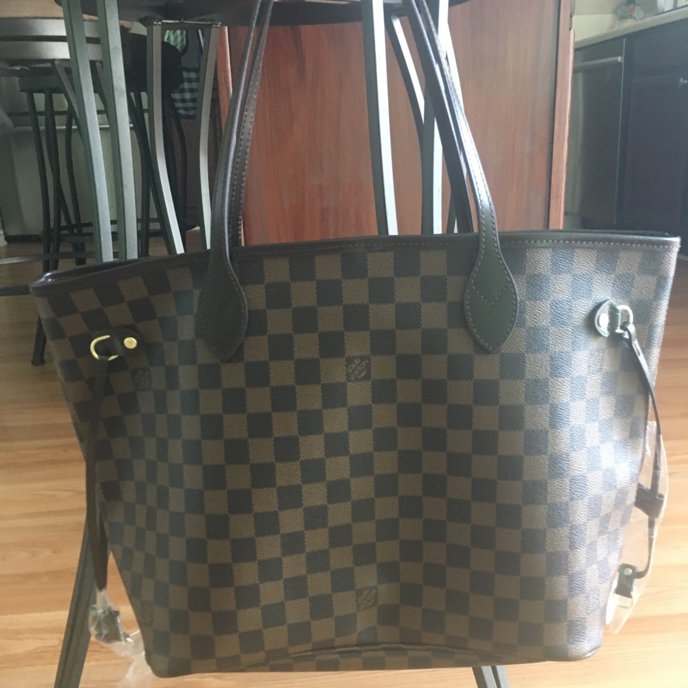 LV Neverfull MM Damier